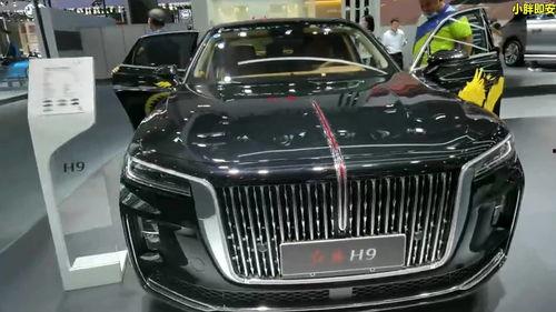 国产红旗汽车加油视频,国产豪车风采尽显